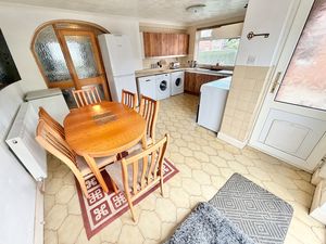Rossmore Road West Overpool